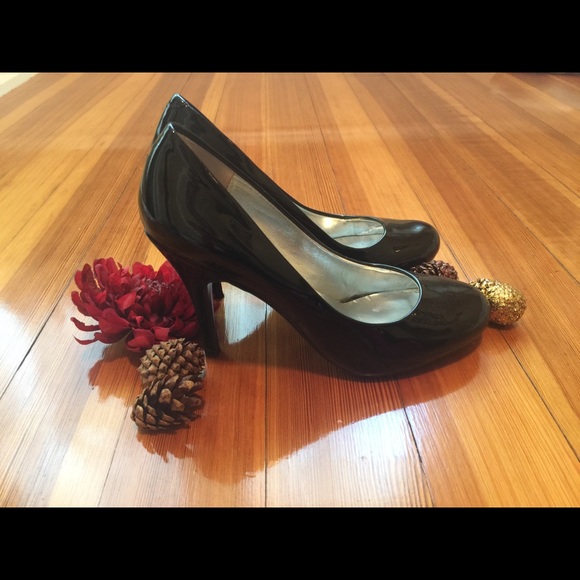 Patten leather Jessica Simpson Heals - Picture 4 of 6